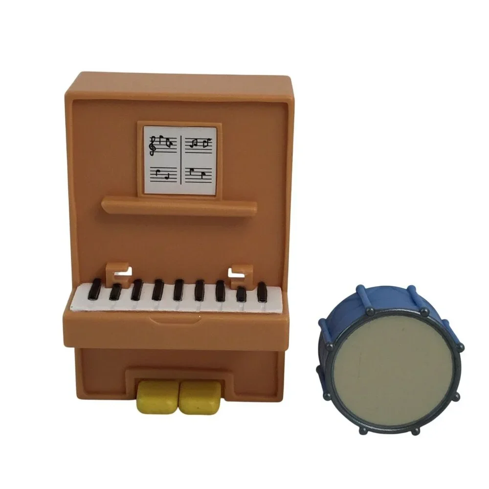 Peppa Pigs Making Music Fun Playset Piano Drum Xylophone & Figures - Picture 2 of 9